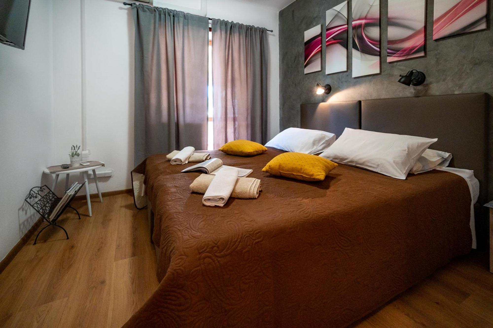 Sonia Rooms Пула Екстериор снимка