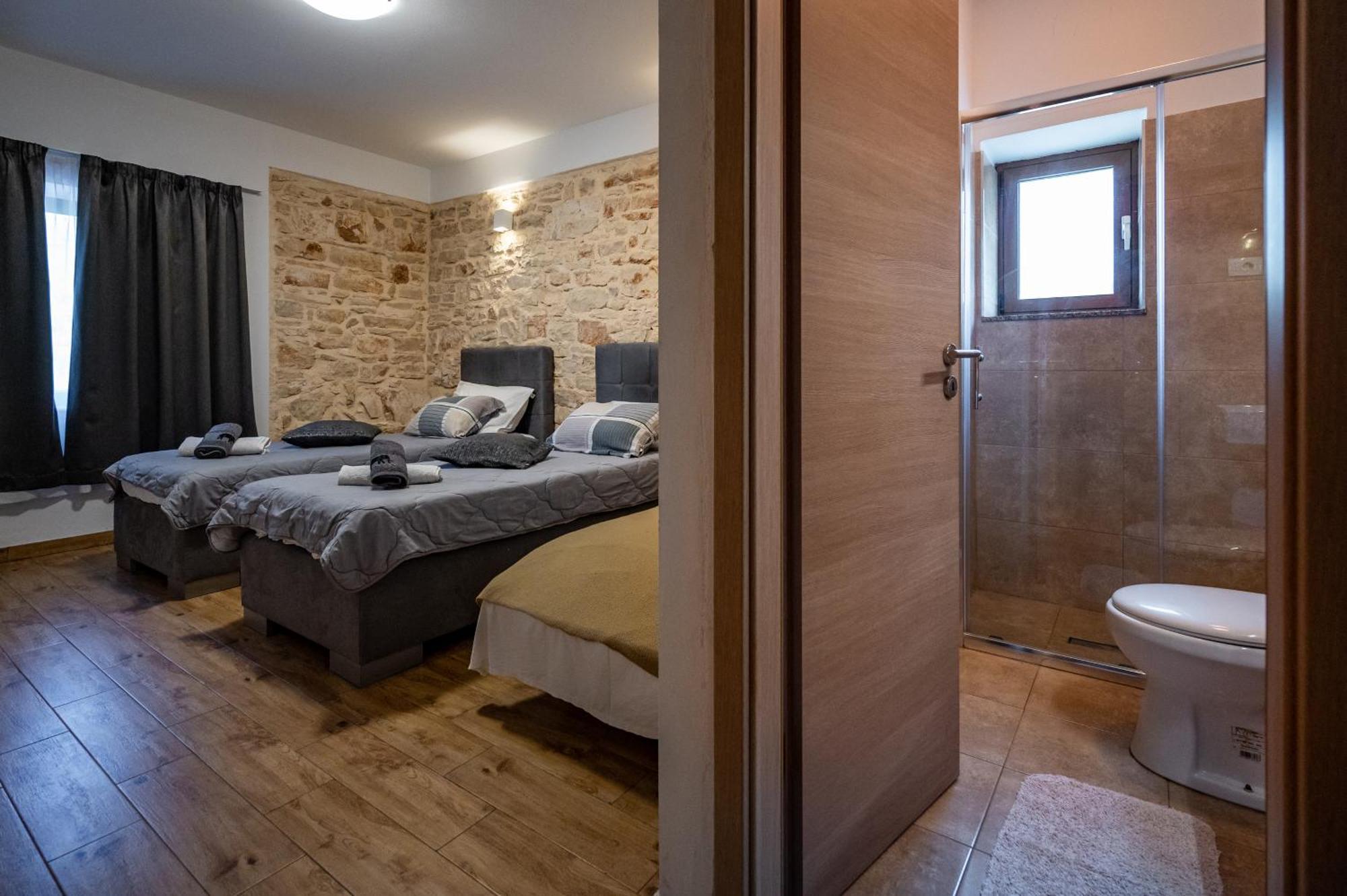Sonia Rooms Пула Екстериор снимка