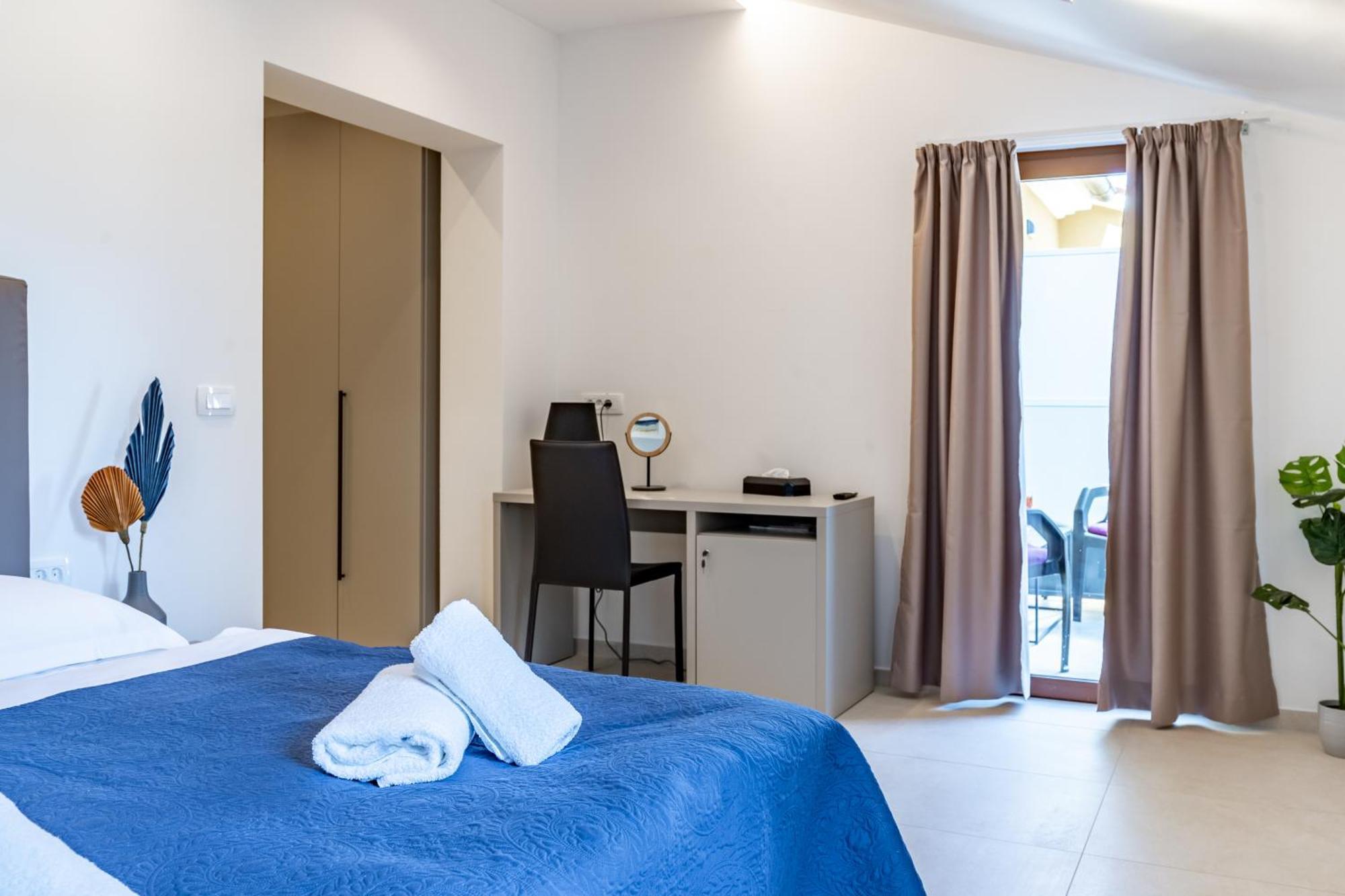 Sonia Rooms Пула Екстериор снимка